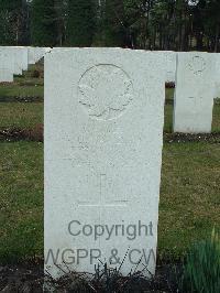 Brookwood Military Cemetery - Davidson, G D