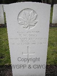 Brookwood Military Cemetery - Dore, Thomas William