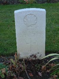 Brookwood Military Cemetery - Dowell, G E