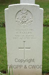 Brookwood Military Cemetery - Earley, T