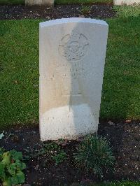 Brookwood Military Cemetery - Fielding, Tom Illenden