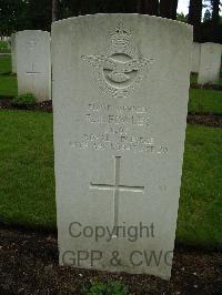 Brookwood Military Cemetery - Fowles, Robert John