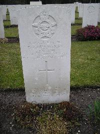 Brookwood Military Cemetery - Gordon-Kay, Douglas