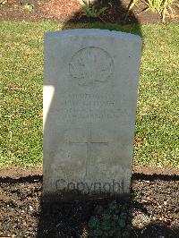 Brookwood Military Cemetery - Glover, F W