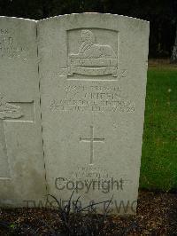 Brookwood Military Cemetery - Griffin, J C