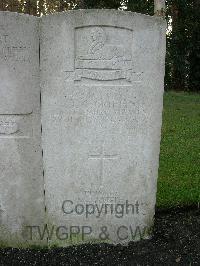 Brookwood Military Cemetery - Gruitch, M