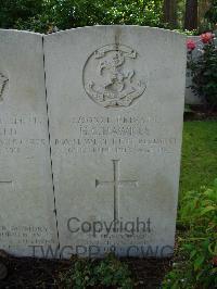 Brookwood Military Cemetery - Hawkes, Harry George