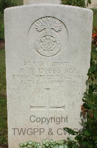 Brookwood Military Cemetery - Hobbs, R W