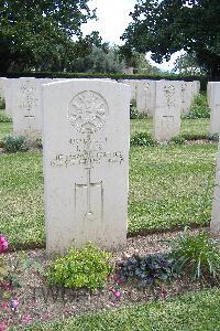 Minturno War Cemetery - Smith, Alexander John