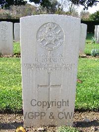 Minturno War Cemetery - Johnson, Robert