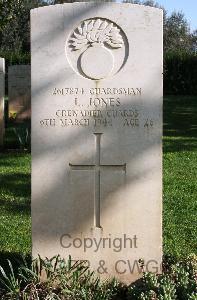 Minturno War Cemetery - Jones, Leonard