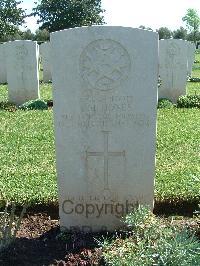 Minturno War Cemetery - Jones, William Edward