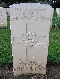 Minturno War Cemetery - Kerr, Robert