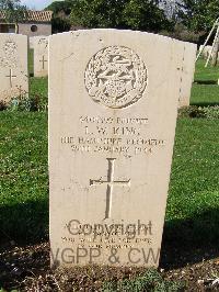 Minturno War Cemetery - King, Leonard William