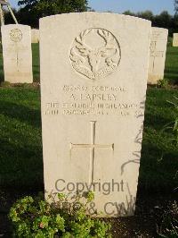 Minturno War Cemetery - Lapsley, Andrew