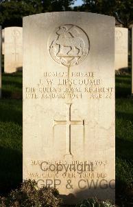 Minturno War Cemetery - Lipscoumb, Jack William