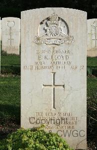 Minturno War Cemetery - Lloyd, Edward Kenneth