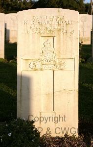 Minturno War Cemetery - Martindale, William Robert