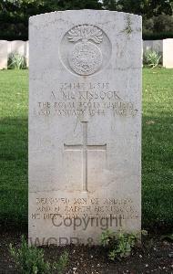 Minturno War Cemetery - McKissock, Andrew