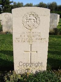 Minturno War Cemetery - Mearing, Roy Edward