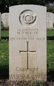 Minturno War Cemetery - Medlyn, Matthew Robert