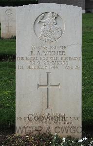 Minturno War Cemetery - Mesmer, Roy Alfred