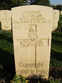 Minturno War Cemetery - Miller, Arthur John