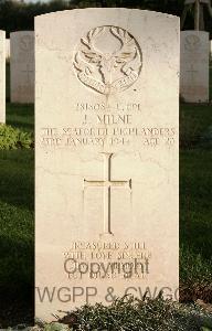 Minturno War Cemetery - Milne, James