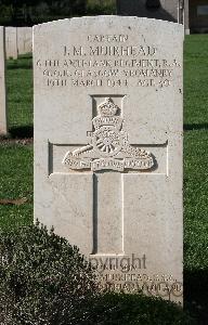 Minturno War Cemetery - Muirhead, Ivic Mayne