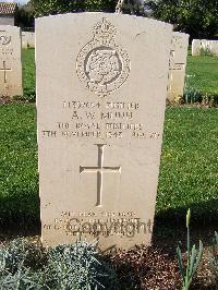 Minturno War Cemetery - Munn, Alfred William