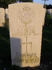 Minturno War Cemetery - Murphy, Richard James