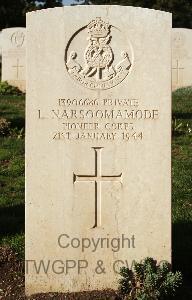 Minturno War Cemetery - Narsoomamode, L