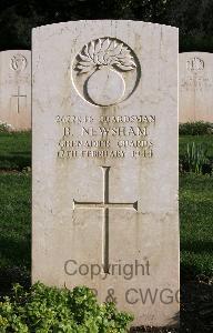 Minturno War Cemetery - Newsham, Brian