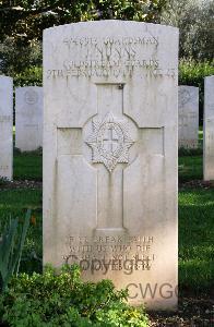 Minturno War Cemetery - Nunns, Jack