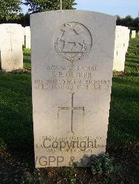 Minturno War Cemetery - Oliver, Lewis Gordon