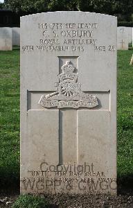 Minturno War Cemetery - Oxbury, Clifford Sidney