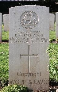 Minturno War Cemetery - Parkinson, Eric Clement