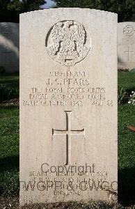 Minturno War Cemetery - Pears, J S