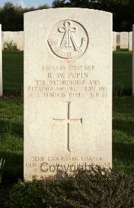 Minturno War Cemetery - Pepin, Reginald William