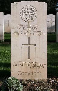 Minturno War Cemetery - Pilley, George Kenneth