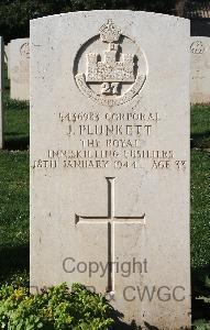 Minturno War Cemetery - Plunkett, John