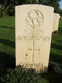 Minturno War Cemetery - Reid, John