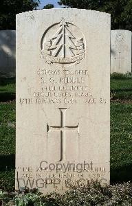 Minturno War Cemetery - Riddle, Stanley Graham