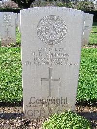 Minturno War Cemetery - Robinson, Robert Duncan