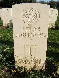 Minturno War Cemetery - Rogers, Clifford Henry