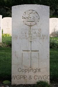 Minturno War Cemetery - Rogers, Robert Douglas