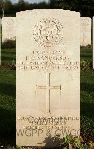 Minturno War Cemetery - Sanderson, Frank Shirley