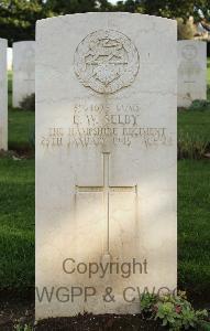 Minturno War Cemetery - Selby, Ewart Widlake