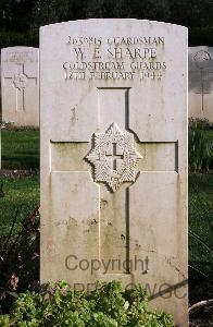 Minturno War Cemetery - Sharpe, William Edward