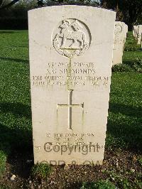 Minturno War Cemetery - Simmonds, Sidney George